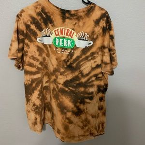 comfy friends t shirt